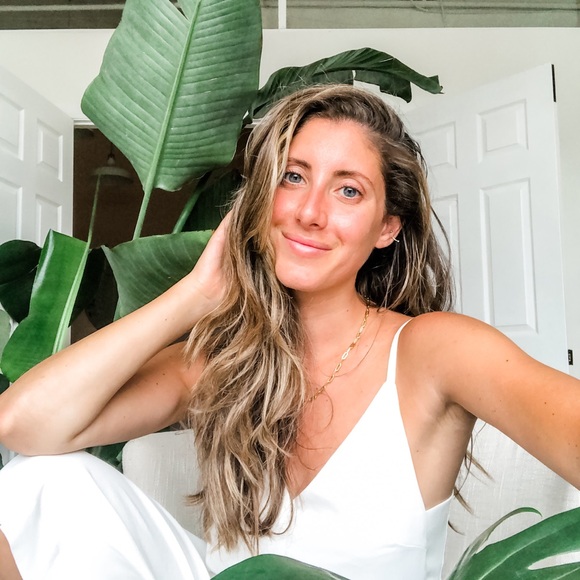 Meet your Posher, Erica - Picture 1 of 1